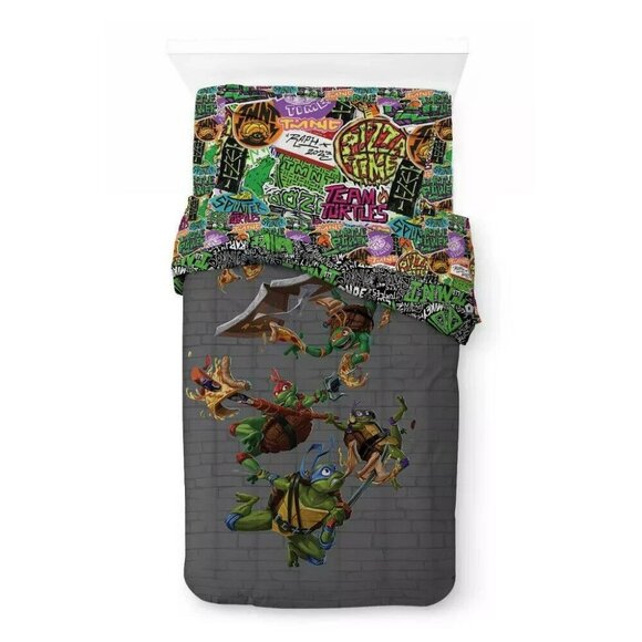 Teenage Mutant Ninja Turtles Reversible Kids Microfiber Twin Comforter 64" x 86" - Picture 1 of 9